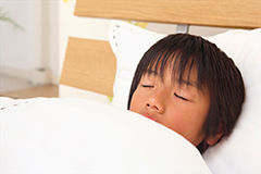 お子さまのいびき、睡眠時無呼吸症候群